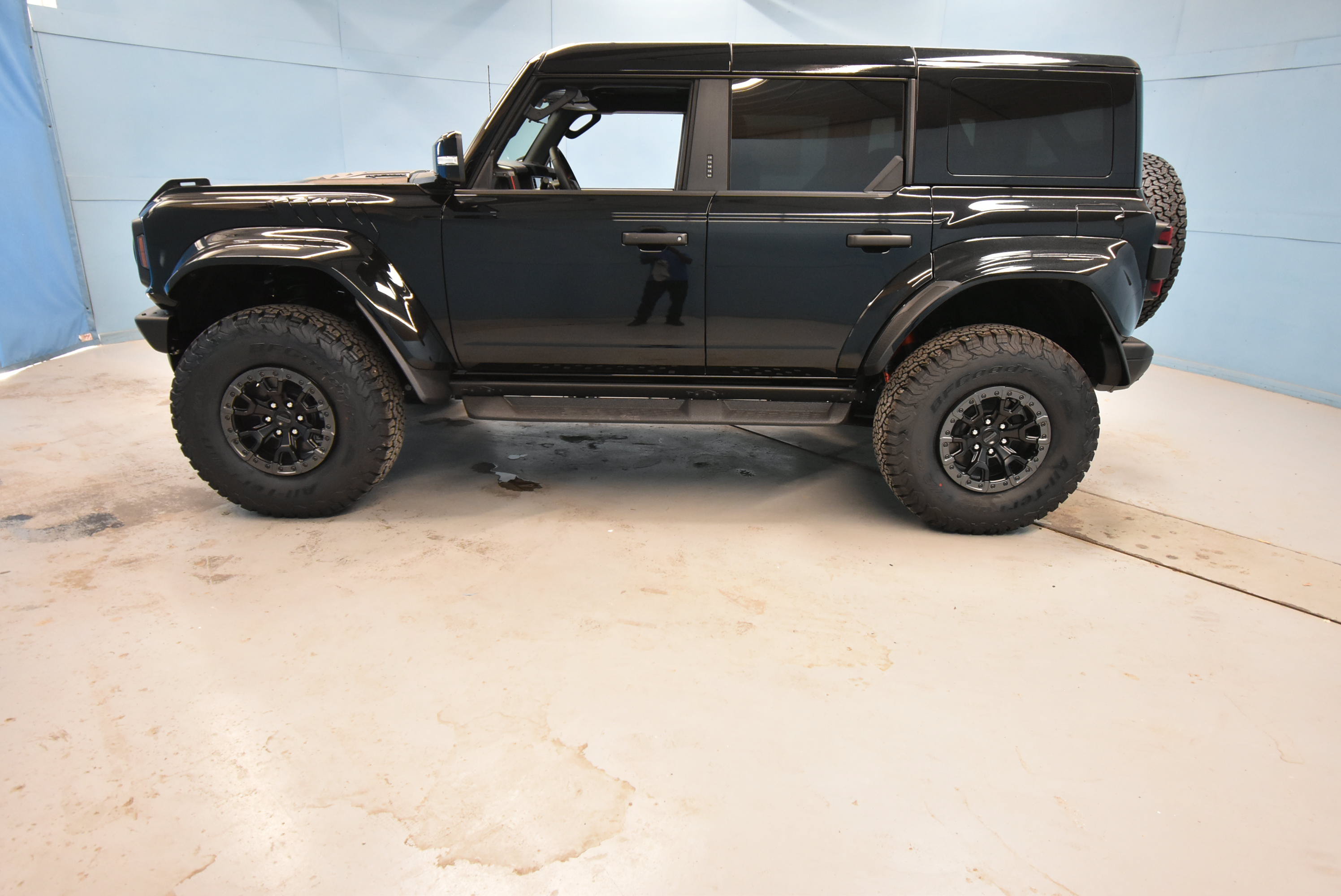 New 2026 Ford Bronco Raptor AWD/4WD image 25