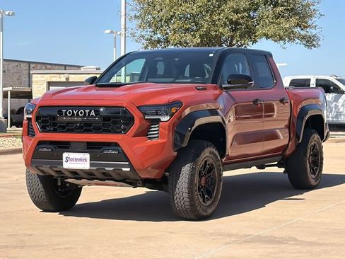 Used 2024 Toyota Tacoma TRD Pro AWD/4WD image 3