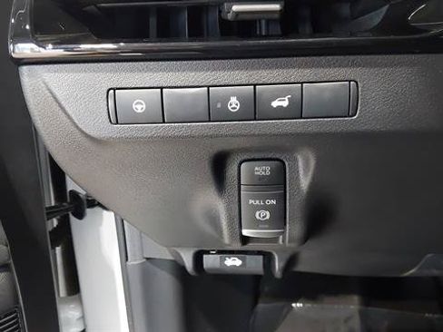 Used 2025 Nissan Murano SL AWD/4WD image 22