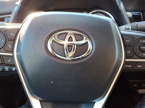 Certified 2021 Toyota Camry XLE image 13