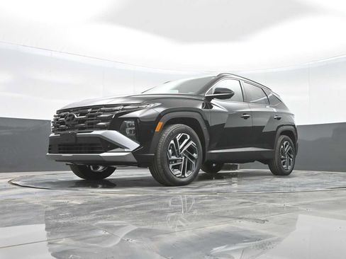 New 2026 Hyundai Tucson Limited image 32