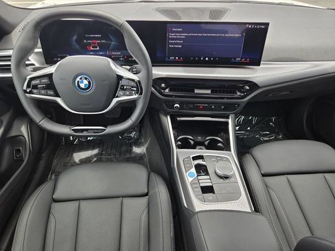 Used 2025 BMW i4 xDrive40i AWD/4WD image 26