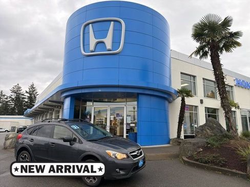 Used 2013 Subaru Crosstrek 2.0i Limited image 1