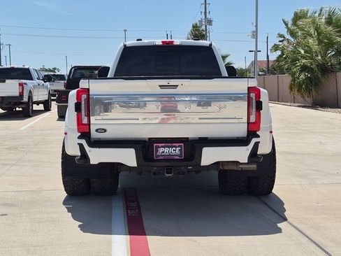 Used 2024 Ford F350 Platinum AWD/4WD image 7