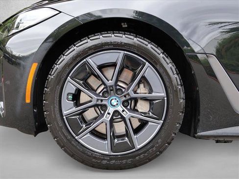 Used 2023 BMW i4 eDrive35 w/ Premium Package RWD image 29