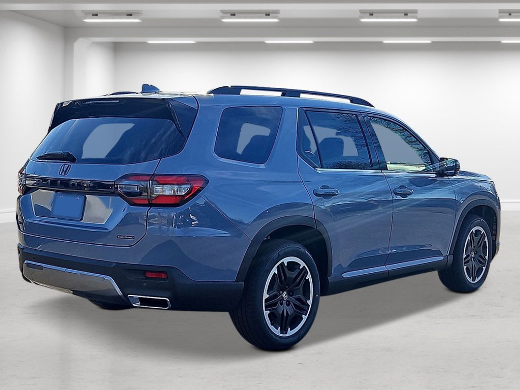 New 2026 Honda Pilot Touring image 4