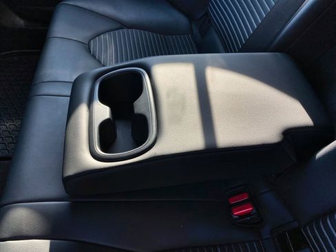 Used 2023 Toyota Camry SE image 27