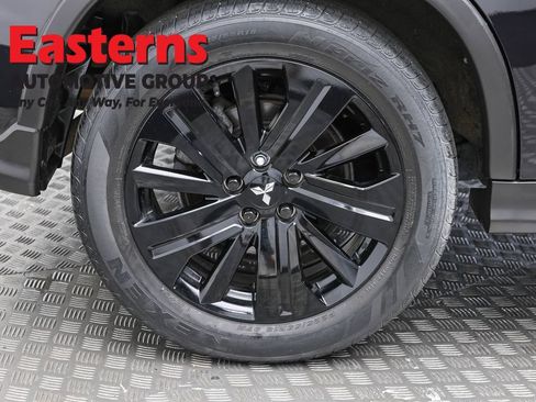 Used 2023 Mitsubishi Outlander Sport LE AWD/4WD image 29