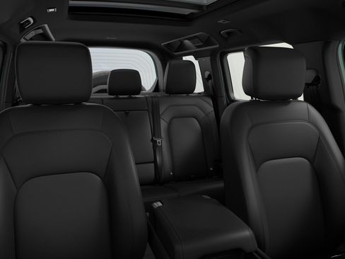 New 2026 Land Rover Defender 110 AWD/4WD image 6