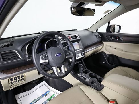 Used 2017 Subaru Outback 2.5i Limited image 10