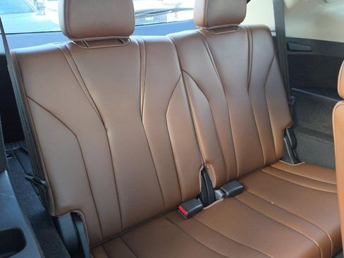 Used 2025 Acura MDX w/ Technology Package FWD image 6