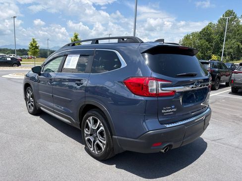 Certified 2025 Subaru Ascent Limited w/ Popular Package #1 AWD/4WD image 5