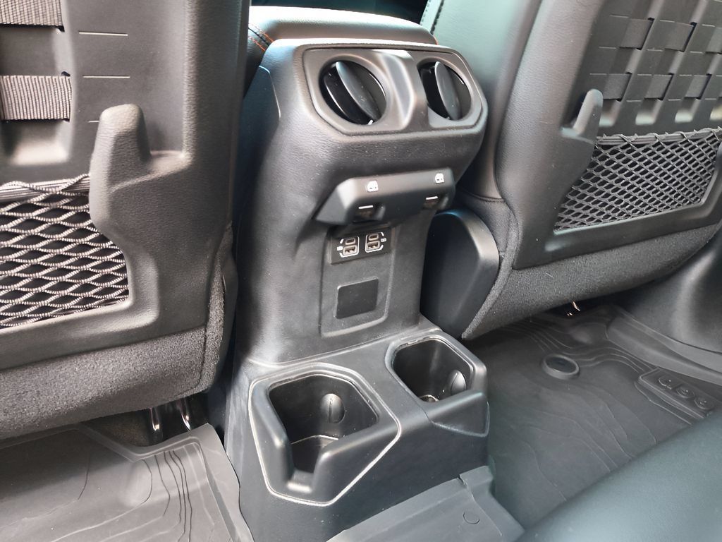Used 2022 Jeep Gladiator Mojave w/ LED Lighting Group AWD/4WD image 35