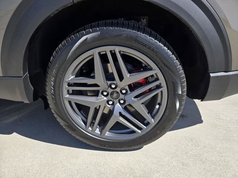 New 2026 Ford Explorer ST-Line w/ ST-Line Street Pack RWD image 32