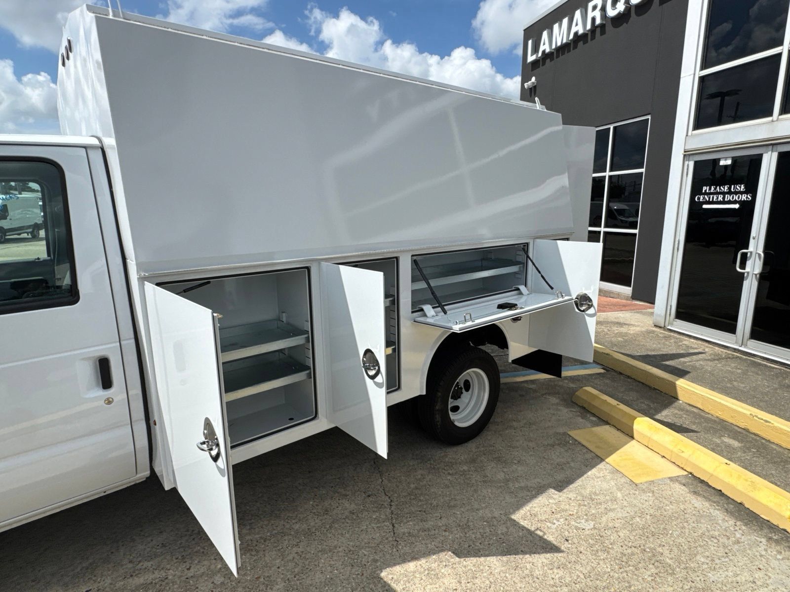 Used 2026 Ford E-350 and Econoline 350 Super Duty w/ Power Equipment Group RWD image 25