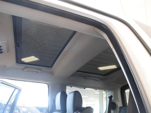 Used 2012 Land Rover LR4 HSE LUX AWD/4WD image 41