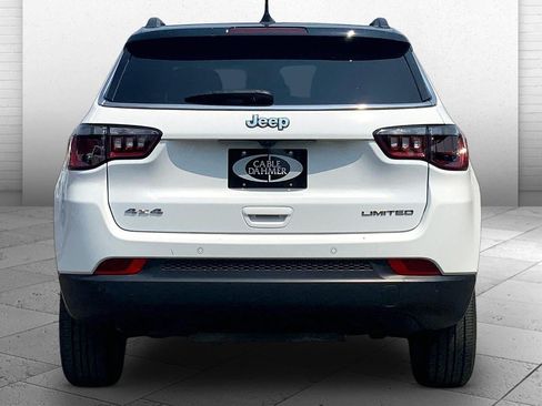 Used 2025 Jeep Compass Limited AWD/4WD image 3
