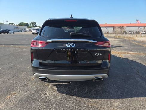 Used 2023 INFINITI QX50 Luxe FWD image 7