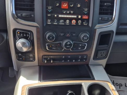 Used 2014 RAM 1500 Laramie w/ Convenience Group AWD/4WD image 6