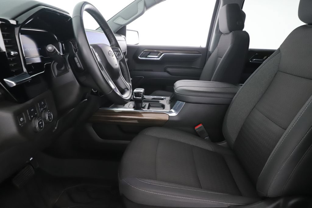 Used 2023 Chevrolet Silverado 1500 RST w/ Convenience Package II AWD/4WD image 18