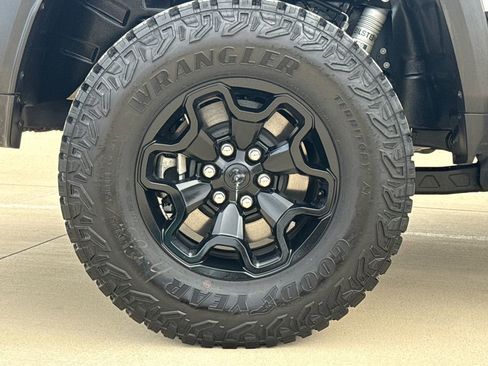 Used 2025 RAM 1500 RHO image 10