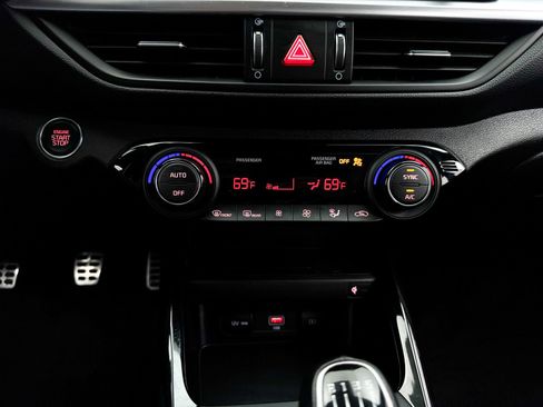 Used 2023 Kia Forte GT image 27