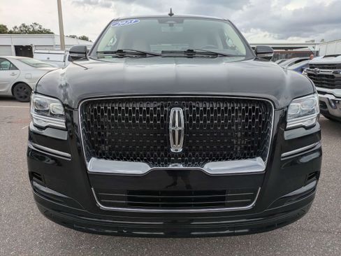 Used 2023 Lincoln Navigator L Reserve AWD/4WD image 8