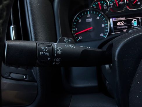 Used 2018 Chevrolet Silverado 1500 LT w/ All Star Edition AWD/4WD image 38