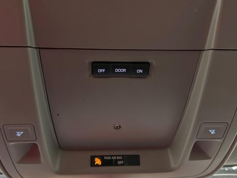 Used 2014 Chevrolet Silverado 1500 LT image 15