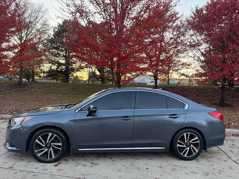 Used 2017 Subaru Legacy 2.5i Sport image 17