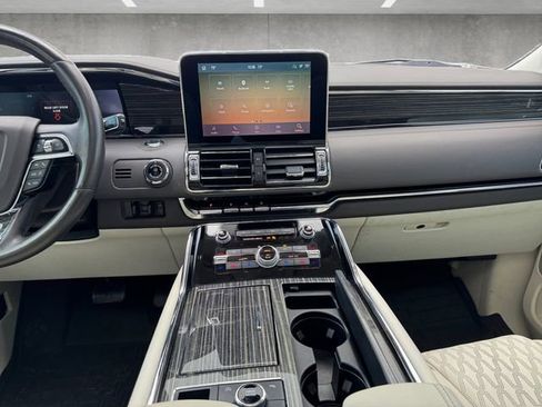 Used 2021 Lincoln Navigator Black Label w/ Cargo Convenience Package image 3