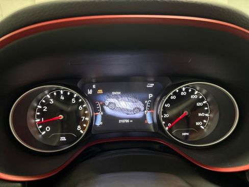 Used 2018 Jeep Compass Trailhawk w/ Navigation Group image 34