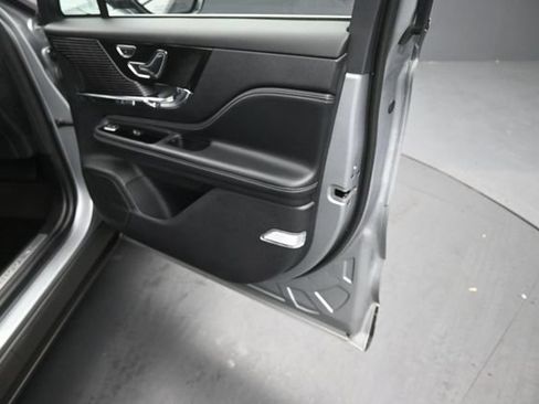 Certified 2022 Lincoln Corsair Reserve w/ Elements Package FWD image 34
