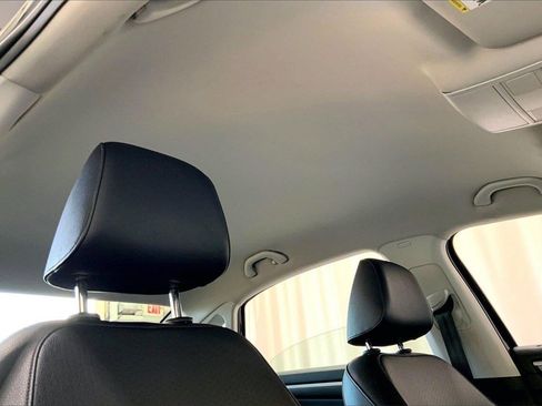 Used 2017 Volkswagen Passat 1.8T R-Line image 27