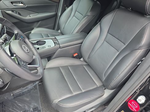Certified 2023 Nissan Rogue SL w/ SL Premium Package FWD image 15