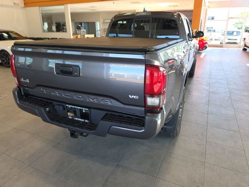 Used 2020 Toyota Tacoma 4x4 Double Cab image 8