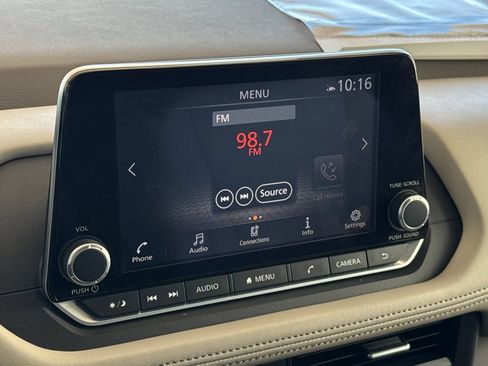 Used 2023 Nissan Rogue SV FWD image 20