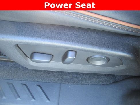 Certified 2023 GMC Canyon AT4 w/ AT4 Premium Package image 24