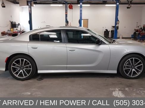Used 2023 Dodge Charger R/T w/ Technology Group RWD image 42