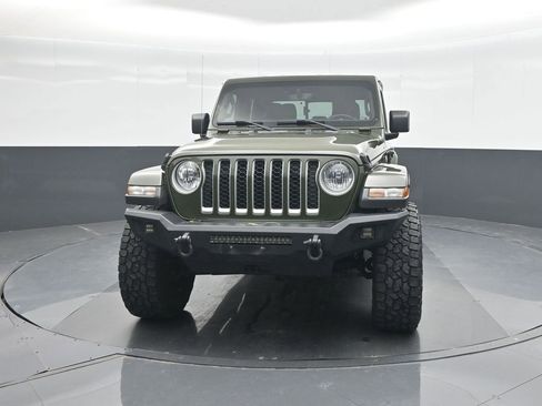 Used 2022 Jeep Gladiator Overland w/ Popular Equipment Package AWD/4WD image 5