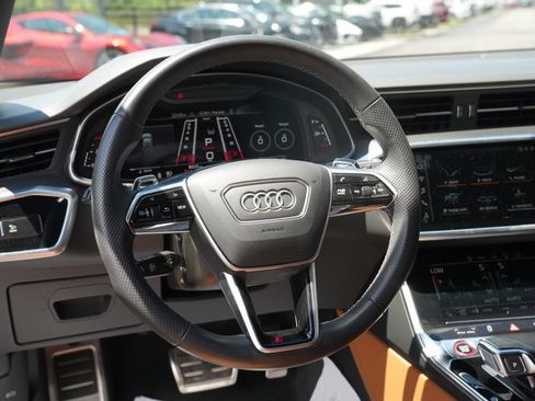 Used 2021 Audi RS 6 w/ Executive Package AWD/4WD image 36