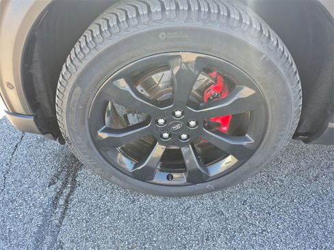 Used 2021 Ford Explorer ST w/ Equipment Group 401A image 17