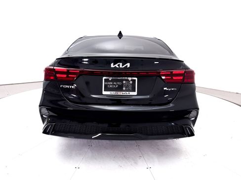 Used 2024 Kia Forte GT-Line w/ GT-Line Premium Package FWD image 17