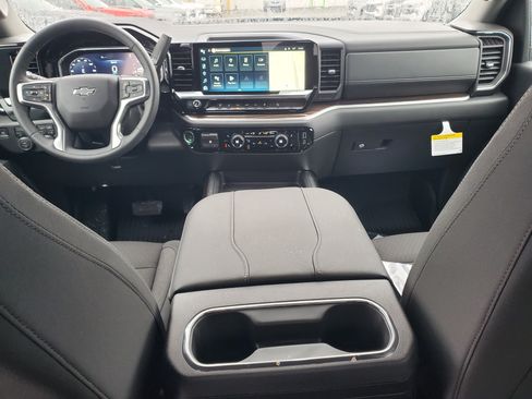 New 2026 Chevrolet Silverado 3500 LT w/ Trail Boss Package image 4