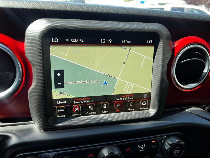 Used 2022 Jeep Gladiator Rubicon w/ Trailer Tow Package AWD/4WD image 37