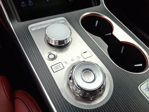 Certified 2025 Genesis GV80 3.5T image 22