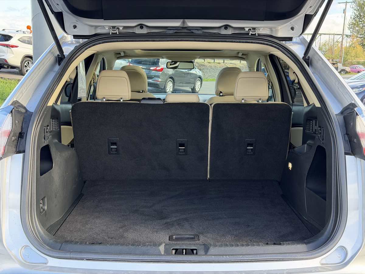 Used 2019 Ford Edge SEL w/ Equipment Group 201A AWD/4WD image 27