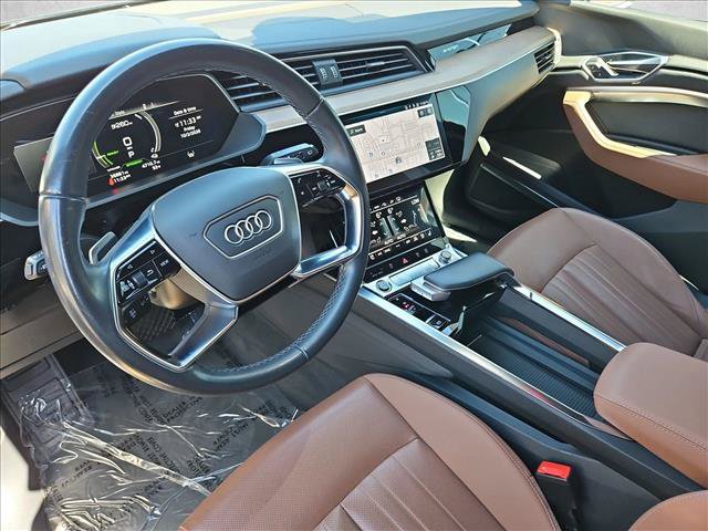 Used 2024 Audi Q8 e-tron Premium Plus AWD/4WD image 12