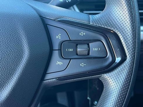 Used 2024 Chevrolet Trax LS image 20