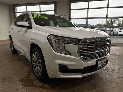 Used 2024 GMC Terrain Denali w/ LPO, Cargo Package AWD/4WD image 4